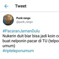 Ngumpulin uang koin biar bisa telponan bareng pacar di telepon umum. Ini tahun berapa ya? Foto: Twitter