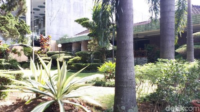 Penampakan Rumah Nenek Raffi yang Disebut Rp 100 M, Liburan Keluarga Gading