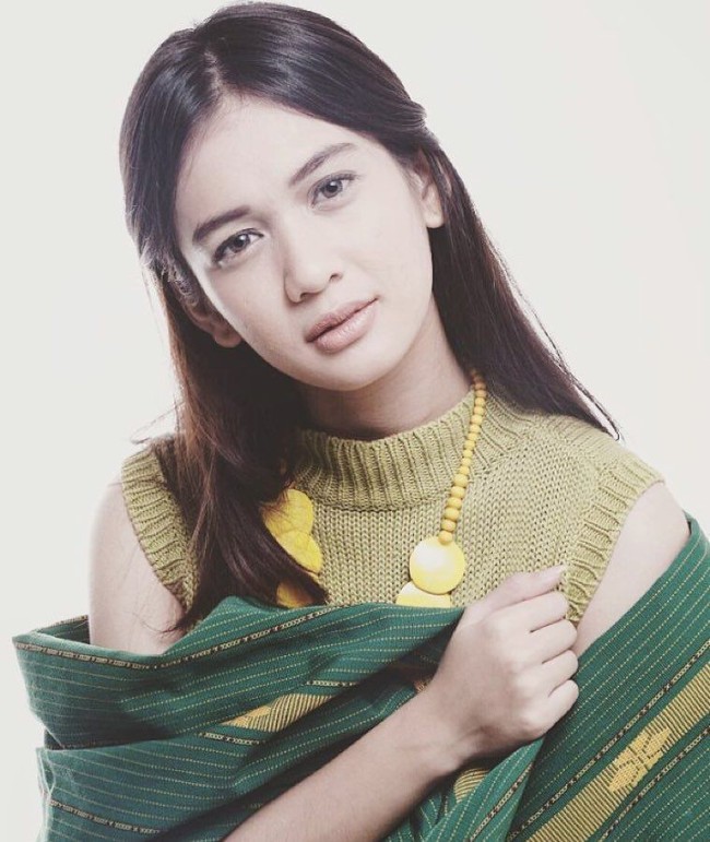 Gaya Dhea Annisa bisa jadi Inspirasi OOTD, Simpel namun tetap keren. Foto: Instagram/deaaannisa