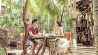 Bagaimana, jadi mau jalan-jalan bareng pasangan kan? Dok. Instagram/shandyaulia
