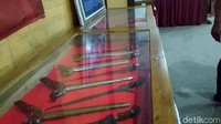 Keris-keris yang dipamerkan merupakan pusaka keramat zaman Kerajaan Majapahit/Foto: Erliana Riady
