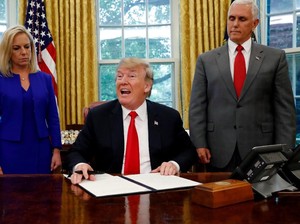 Ini Daftar Bawahan Donald Trump yang Gajinya Paling Tinggi