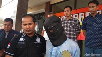 Teman saya dikeroyok, lalu saya samperin mereka. Saya hadapi mereka, lalu ngebacok mereka, kata Beler. (Foto: Luthfiana Awaluddin/detikcom)