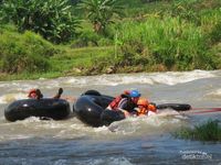 River tubing di Salatiga (Galihyoga/d'Traveler)