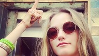 Perkenalkan namanya Vlada Roslyakova, perempuan kelahiran Omsk, Rusia ini merupakan salah satu top model Rusia. (vladaroslyakova/Instagram)