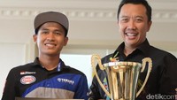 Apresiasi Menpora pertama kali muncul dari postingan di akun Instagram pribadi miliknya @nahrawi_imam. Pada saat itu Menpora mengucapkan terima kasih kepada Galang Hendra yang mampu mengumandangkan lagu kebangsaan Indonesia Raya di tanah Eropa. Postingan ini juga di-repost oleh akun Instagram Kementerian Pemuda dan Olahraga (Kemenpora), @kemenpora.