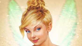 Meski sudah berusia 28 tahun namun kecintaannya terhadap karakter Disney membuatnya terinspirasi menciptakan gambar yang terlihat realistis. Tinkerbell dari film Peter Pan. (Foto: Instagram/jirkavinse