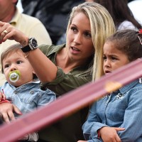 Brendan Rodgers, mantan manager Luis Suarez saat di Liverpool, mengatakan Sofia sangat memberikan pengaruh positif dan stabilitas bagi sang suami. Dia adalah pilar sesungguhnya di kehidupan Luis. Mereka sudah lama bersama dan Luis rela pergi ke belahan dunia lain untuk mencarinya lagi. Sebuah kisah yang luar biasa, kata Brendan. (Foto: David Ramos/Getty Images)