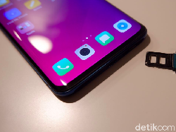 Kencan Singkat dengan Oppo Find X Glacier Blue