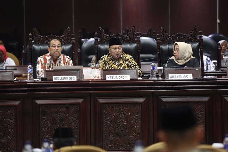 DPD RI Sahkan Pertimbangan RAPBN 2019 DPD RI Sahkan Pertimbangan RAPBN 2019