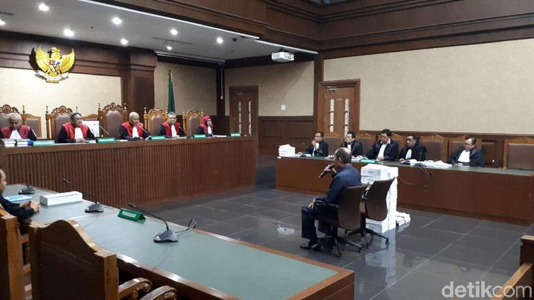 Fredrich Sebut Pleidoi 2 Ribu Lembar untuk Bongkar Manipulasi Jaksa Fredrich Sebut Pleidoi 2 Ribu Lembar untuk Bongkar Manipulasi Jaksa