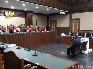 Fredrich Sebut Pleidoi 2 Ribu Lembar untuk Bongkar Manipulasi Jaksa