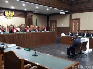 Jaksa KPK Keberatan Disebut Fredrich Udik hingga IQ Jongkok