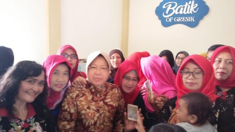 Dukung Gus Ipul Puti, Risma Akan Sinergikan UKM Antardaerah Dukung Gus Ipul Puti, Risma Akan Sinergikan UKM Antardaerah