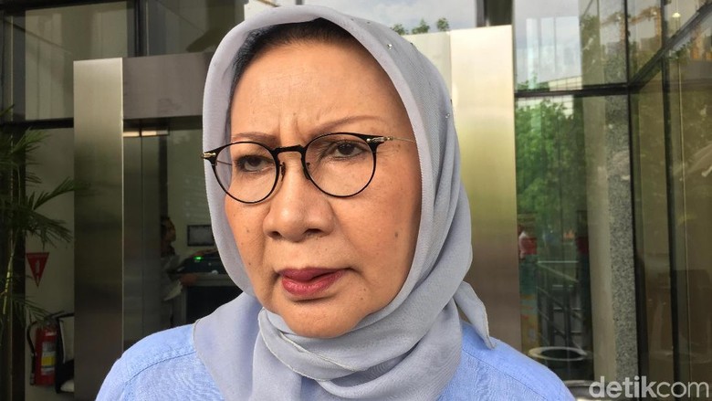 Polisi: Ratna Sarumpaet Minta Maaf ke Warga Usai Ribut dengan Luhut Polisi: Ratna Sarumpaet Minta Maaf ke Warga Usai Ribut dengan Luhut