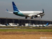 Mulai 15 Mei Tarif Batas Atas Tiket Pesawat Turun hingga 16%