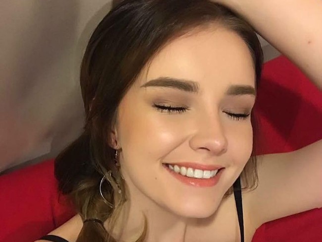 Punya wajah cantik dan tubuh indah ia juga disukai oleh banyak netizen terutama pria. Foto: Instagram