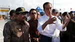 Berkemeja Putih, Jokowi Resmikan Tol Gempol-Pasuruan Seksi II