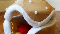 Kasur bentuk burger ini ukurannya kecil, pastinya bukan buat orang. Kasur burger ini buat anjing atau kucing peliharaan. Lucu ya? Foto: Istimewa