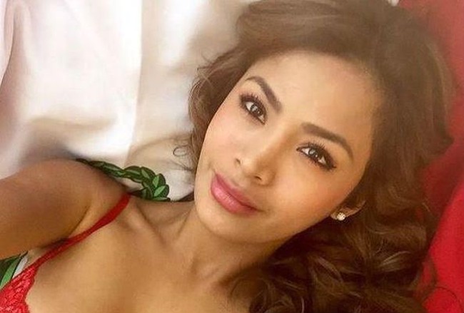 Seperti dikutip The Sun, Nissu Cauti dijuluki sebagai girlfriend dari tim nasional Peru. Penyebabnya karena aksinya yang total dalam mendukung tim kesayangannya. Foto: dok. Instagram (Nissu Cauti)