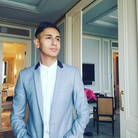 Putra dari Raul Lemos dan Schechah Sagran bernama Dillah Daesslow kini beranjak dewasa. Anak tiri Krisdayanti itu tumbuh jadi remaja yang tampan. Foto: instagram/Dillah Daesslow