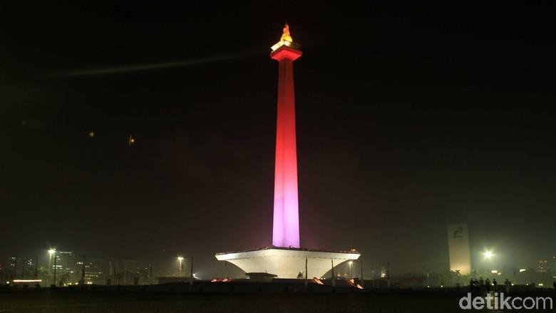 Monas saat malam hari (Randy/detikTravel) Monas saat malam hari (Randy/detikTravel)