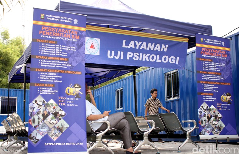 Uji Psikologi SIM. Foto: Rifkianto Nugroho Uji Psikologi SIM. Foto: Rifkianto Nugroho
