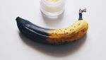 Unik! Pria Ini Buat Semangka Bentuk Jantung hingga Lampu Buah