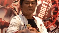 Usia Willy Dozan kini sudah menginjak angka 61 tahun. Namun dirinya tetap terlihat awet muda. Foto: Pool/Noel/DetikFoto.