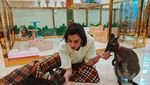 Foto: Intip Liburannya Si Seksi Dua Lipa