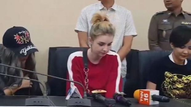 Promosikan Judi Online Piala Dunia, Model Cantik Ini Ditangkap Polisi