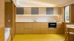 Inspirasi Rumah Mungil di Atas Garasi