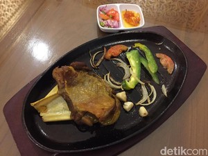 Raya Food: Sedap Mantap Kambing Hot Plate dan Kuftah Kebab Khas Timur Tengah
