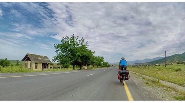 Perjuangan Fans Messi yang Rela Gowes 4.200 Km ke Rusia demi Ketemu Idola