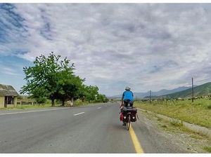 Perjuangan Fans Messi yang Rela Gowes 4.200 Km ke Rusia demi Ketemu Idola