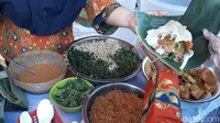 Nasi pecel menjadi ciri khas Madiun, dan menjadi destinasi wisata kuliner/Foto: Sugeng Harianto