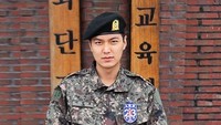 Namun kini Lee Min Ho sedang menjalankan wajib militer sebagai pelayan publik dan kantornya berada di pemerintahan Gangnam. Foto: Dok. Instagram/leeminho__87