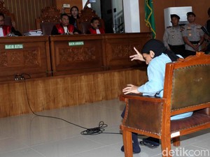 Aman Abdurrahman Tolak Banding atas Vonis Mati