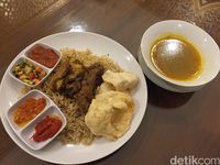 Raya Food: Sedap Mantap Kambing Hot Plate dan Kuftah Kebab Khas Timur Tengah