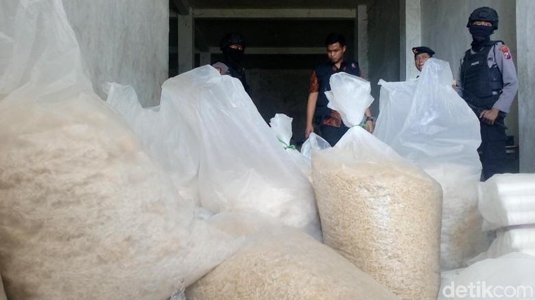 Produksi Mie Instan Kedaluwarsa, Berapa Keuntungan yang Didapat Produksi Mie Instan Kedaluwarsa, Berapa Keuntungan yang Didapat