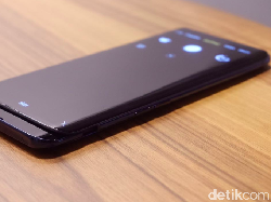 Kencan Singkat dengan Oppo Find X Glacier Blue