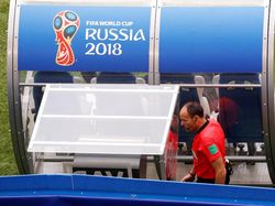Unjuk Gigi Teknologi VAR di Laga Piala Dunia 2018