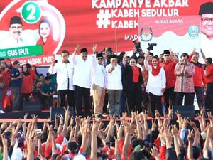 Gus Ipul-Puti Pilih Dengar Aspirasi Warga Jelang Debat Terakhir