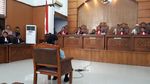 Foto: Detik-detik Jelang Sidang Vonis Aman Abdurrahman