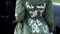 Juru bicara Ibu Negara AS, Stephanie Grisham, telah menegaskan bahwa tidak ada pesan tersembunyi dari jaket itu. Foto: REUTERS/Kevin Lamarque