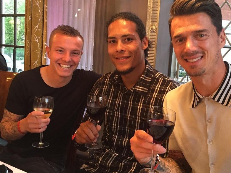 Ini 10 Gaya Keren Pesepak Bola Portugal Jose Fonte Saat Makan Ini 10 Gaya Keren Pesepak Bola Portugal Jose Fonte Saat Makan