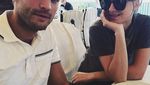 Yuk, Intip Si Cantik Dakota Johnson Saat Ngopi dan Cicip Makanan