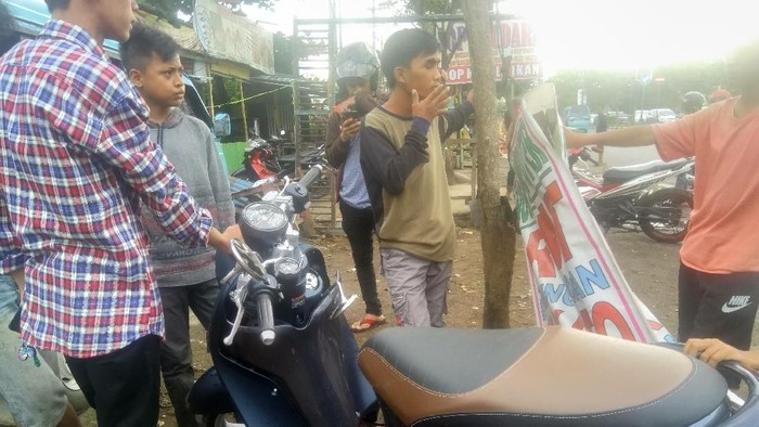 Lelah Begadang Nonton Piala Dunia, Pemuda Ini Tabrak Tiang