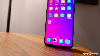 Berminat meminangnya? di Indonesia rencananya ponsel Find X ini sudah bisa dipesan pada bulan Juli dengan harga yang belum ditentukan oleh pihak Oppo. Foto: Adi Fida Rahman/detikinet
