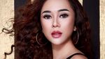 Terpesona Lagi dengan Keseksian Aura Kasih